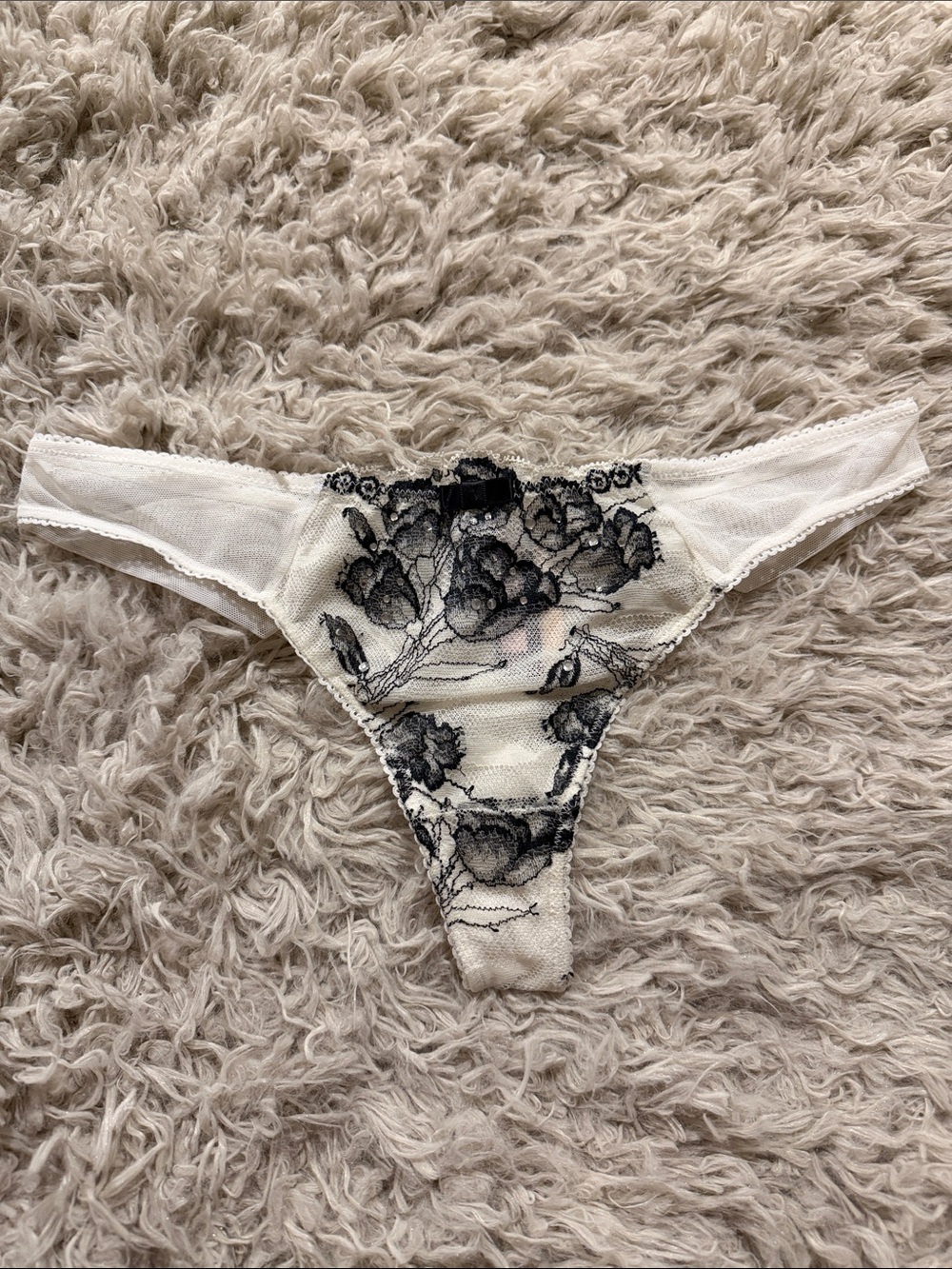 NWT Vintage Victoria's Secret Lace Rhinestone Thong Rare Small